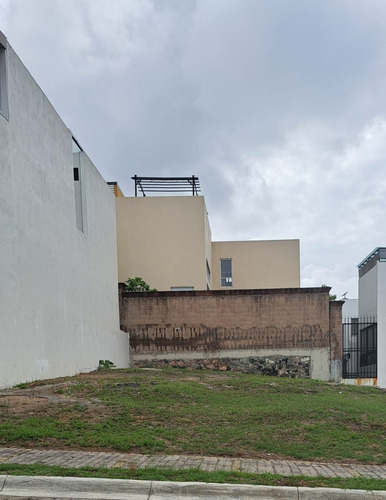 Se Vende Hermoso Terreno Plano En Lomas De Angelopolis I