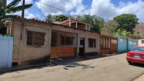 Casa + Anexo En Venta Golindano Marigüitar Sucre Venezuela