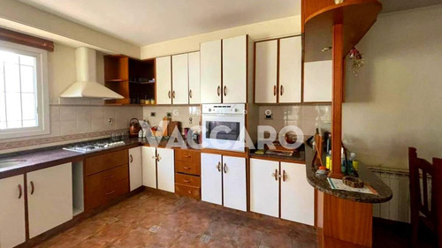 Imagen 9 de 30 de Casa - Moreno