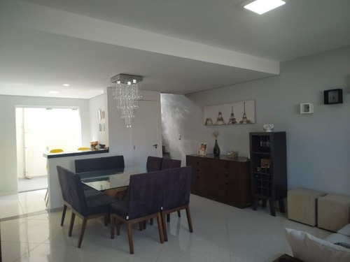Imagem 5 de 15 de Casa À Venda Na Rua José Bajerski, Abranches, Curitiba - Pr - Liv-14301