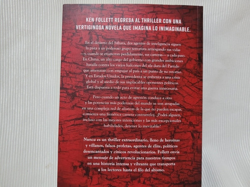 Imagen 3 de 7 de Nunca Ken Follett Plaza Janes