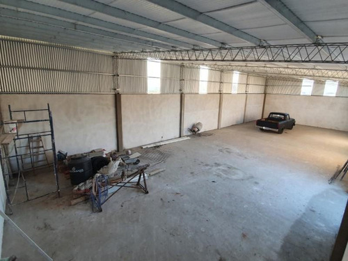 Imagen 17 de 19 de Galpon De 250 M2 Con Oficinas A Estrenar, Terreno De 1.250 M2 - Sobre Asfalto!