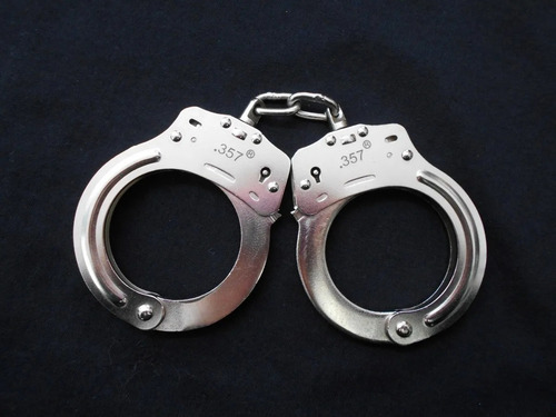 Esposas Policiacas Candados De Mano Esposas Profesionales