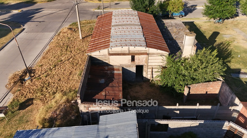 En Venta Galpón Con Casa En Esquina Tapalque
