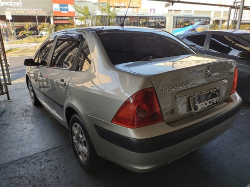 Imagem 4 de 13 de Peugeot 307 Sedan 2007
