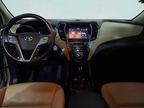Imagen 12 de 15 de Hyundai Santa Fe 2019 5p Limited Tech V6/3.3/t Aut