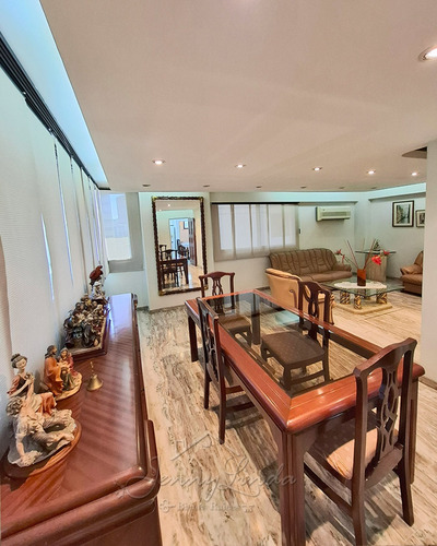 Venta Apartamento Urb. La Soledad, 197mts Exclusivo Maracay Aragua