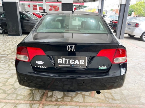 Honda Civic 1.8 LXS 16V FLEX 4P AUTOMÁTICO