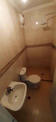 Imagen 11 de 14 de Apartamentos En Alquiler Urb. Los Chaguaramos 0412-8887550