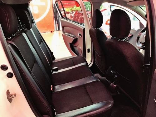 Imagem 9 de 15 de Renault Sandero 1.6 Stepway 8v Flex 4p Automatizado