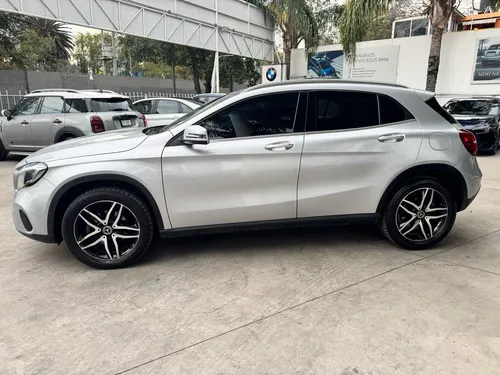 Mercedes-Benz Clase GLA 1.6 200 Cgi Sport At