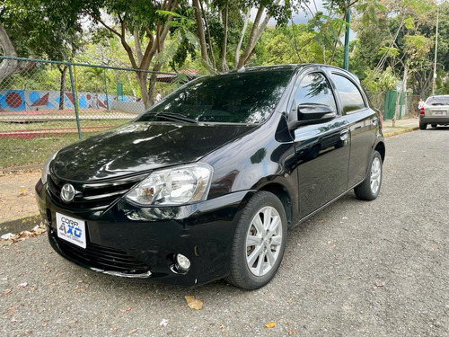 Toyota  Yaris  Etios