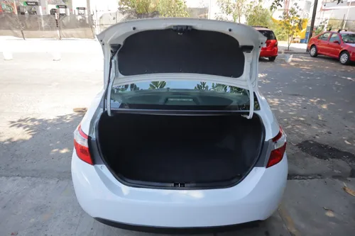 Toyota Corolla 1.8 Base At