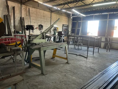 Bodega En Venta En La Floresta.