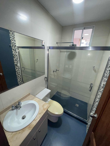Se Vende Apto. Resd. Esturión. Lecheria