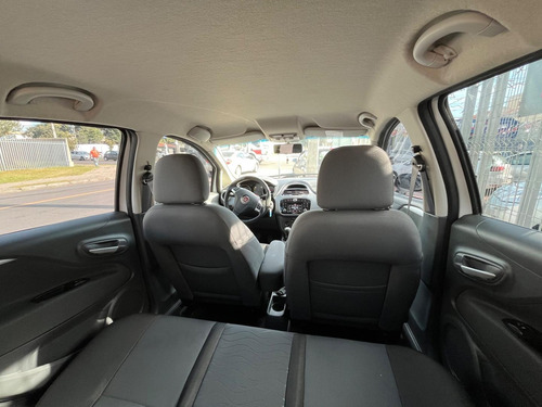 Fiat Punto Essence 1.6 16v Flex Mec.