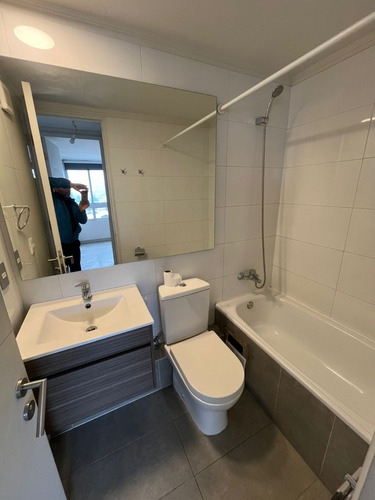 Depto 2 Habitaciones (metro San Miguel). Directo Dueño.