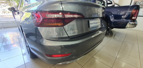 Imagen 19 de 25 de Volkswagen Vento Highline 250 Tsi At My21 0 Km #22