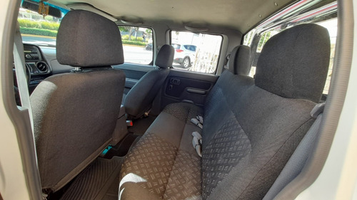 Imagen 3 de 14 de Nissan Frontier Le 2014