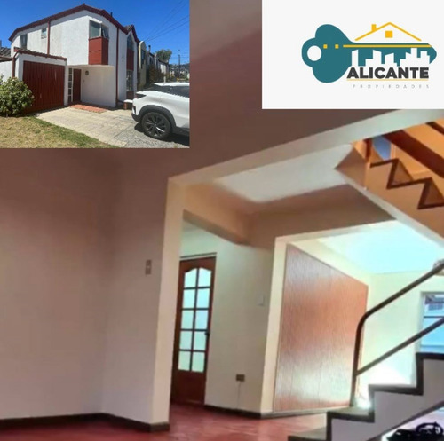 Casa En Venta De 4 Dorm. 3 Baños En Concepción