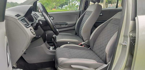 Imagem 10 de 12 de Volkswagen Novo Fox Hl Md 2015
