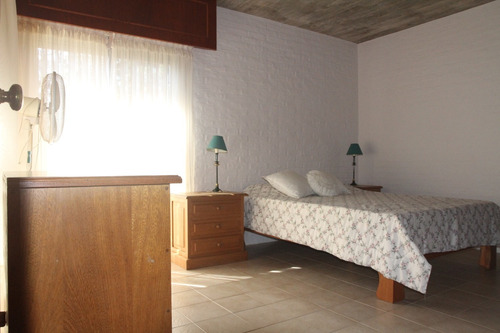 Imagen 10 de 14 de Casa 3 Dormitorios Y 2 Baños