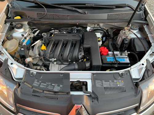 Renault Logan 2015 1.6 Privilége Plus105cv Flamante Y Al Dia