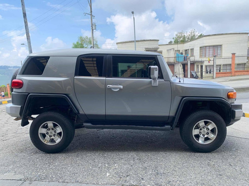Toyota Fj Cruiser 4x4 At Gasolina Mod 2011