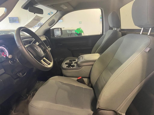 Imagen 7 de 7 de Ram 2500 2015 Reg Cab St 4x2 Aut 5.7l 8 Cil
