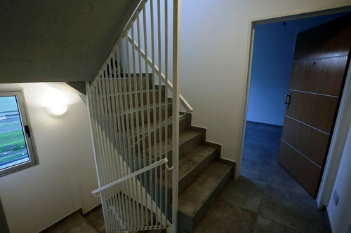 Imagen 5 de 7 de Departamento En Venta En Morón