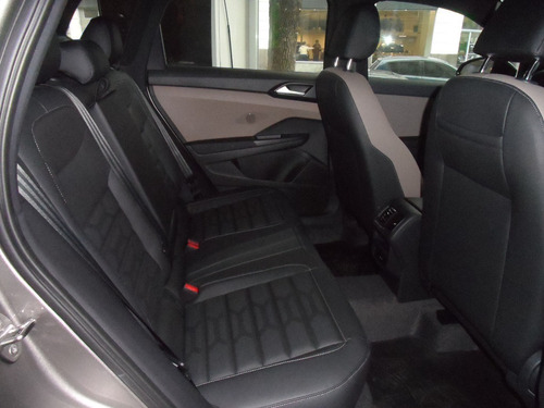 Imagen 16 de 25 de Volkswagen Taos 2022 1.4 250 Tsi Hero (gl)