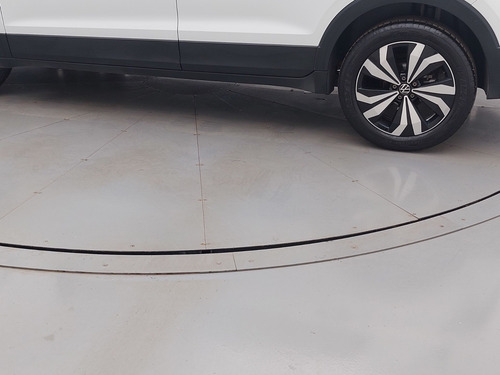 Volkswagen T-Cross 1.0 200 TSI TOTAL FLEX COMFORTLINE AUTOMÁTICO