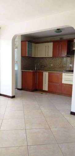 Apartamento En Venta Residencia Guaica Mar