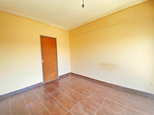 Imagen 21 de 29 de Venta Departamento 5 Ambientes La Tablada Terraza Balcon