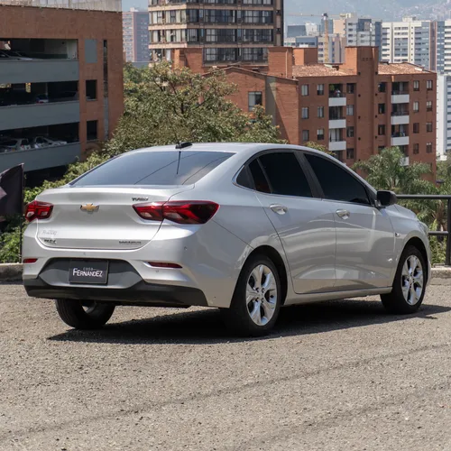 Chevrolet Onix 1.0T Premier Sedan At