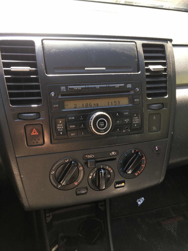 Nissan Tiida 2010