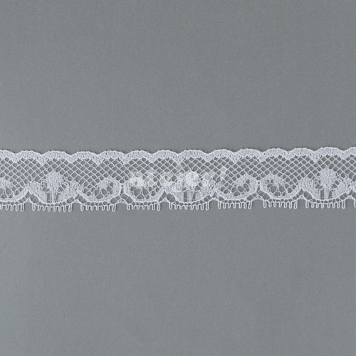 Imagen 2 de 4 de Puntilla Mercería Nylon Art 703 De 18mm X 20 Metros