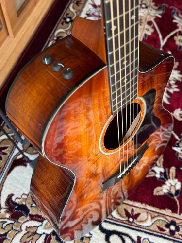 Violão Taylor 224ce-k Dlx Amarelo Destro (Usado)