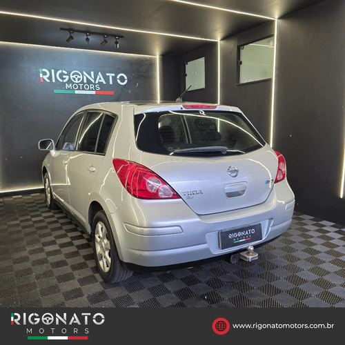 Nissan Tiida 1.8 S 16V FLEX 4P MANUAL