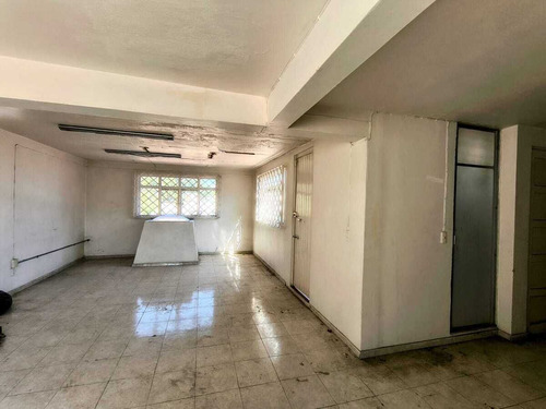 Propiedad Amueblada Para Fines Comerciales - A 2 Cuadras De Chapultepec
