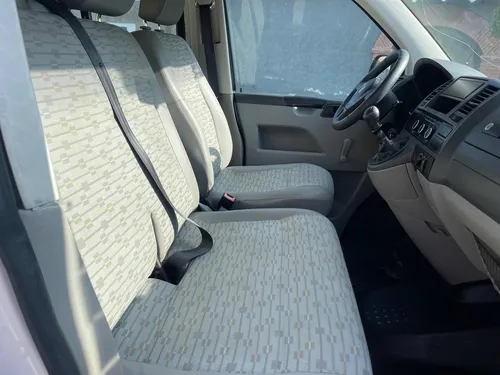 Volkswagen Transporter 2.0 10pas Aa Mt