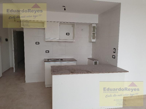 Imagen 3 de 9 de Departamento - Lanús Este