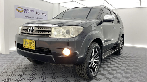 Imagen 12 de 25 de Toyota Fortuner