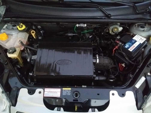 Ford Fiesta Sedan 2009 1.0 Flex 4p 71 Hp
