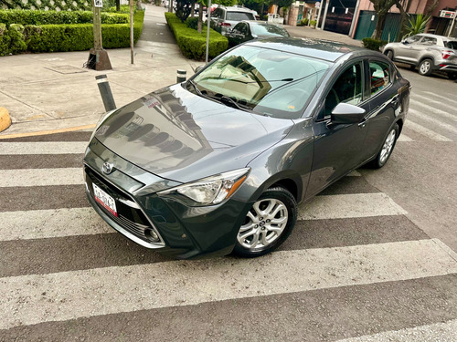 Toyota Yaris 1.5 R Xle At