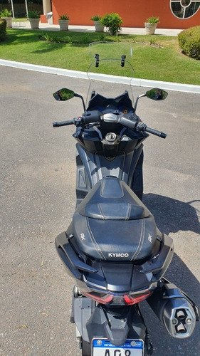 Scooter Kymco Ak 550