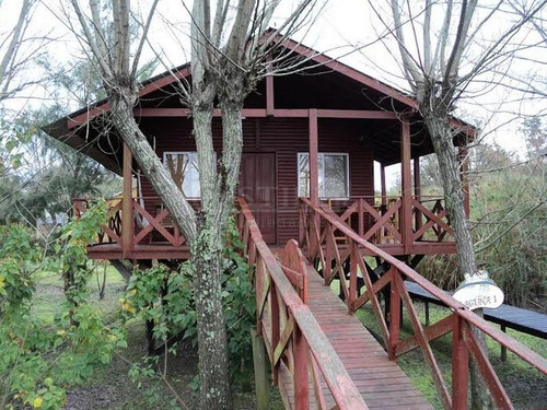 Imagen 1 de 18 de Venta De Casa Sobre El Río Sarmiento