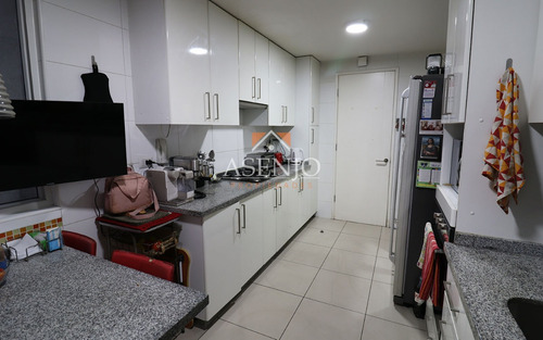 Linda Y Cómodos Espacios, Condominio Excelente Sector!