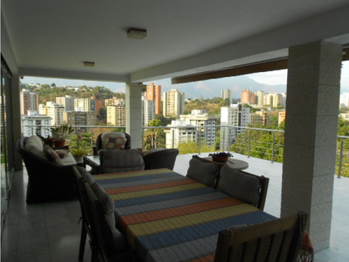 Vendo Casa 1100m2, 5h/7b/8p Cerro Verde 5433