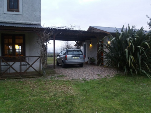 Venta De Excelente Chacra Parquizada Con Piscina Y Costa Navegable Al Arroyo Maldonado-ref:4455